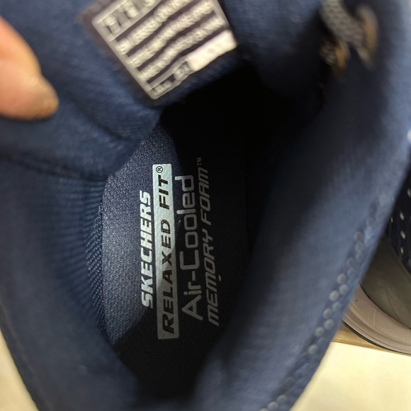 Brand NWOT Sketchers Water Repellant Hiking boots - Picture 5 of 7